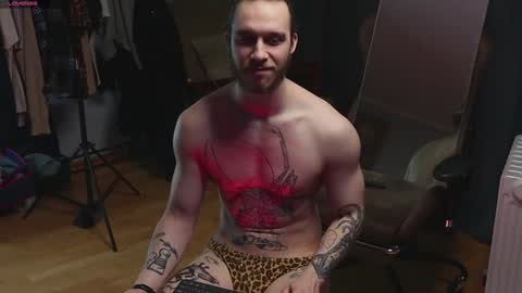 Adam online show from 01.11.25