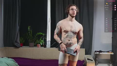 Adam online show from 09.10.25