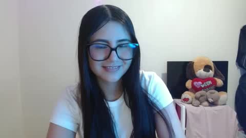 Snapshot of sahaliefox_ chatting on 10.08.25 Sahaliefox  online show from 10.08.25