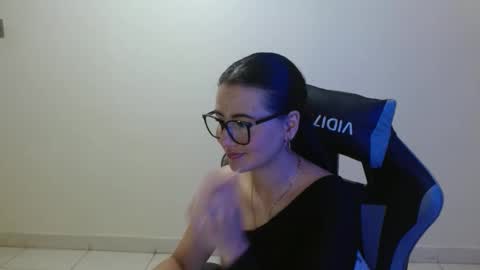 Sahaliefox  online show from 02.21.26