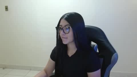 Sahaliefox  online show from 03.17.26