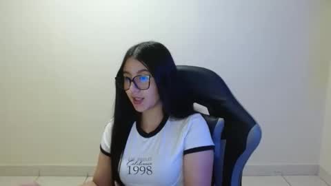 Sahaliefox  online show from 05.13.26
