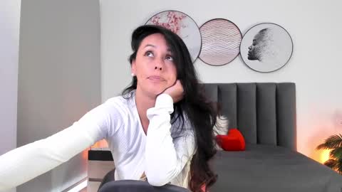 Sahara Garcia online show from 03.10.25