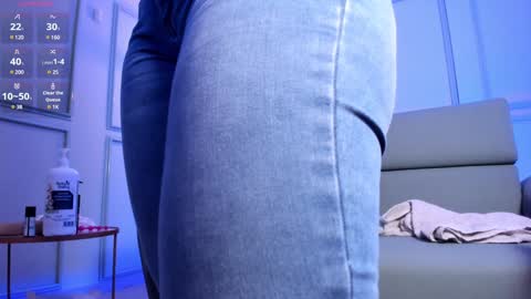 SAHARA WALKER  online show from 01.07.25