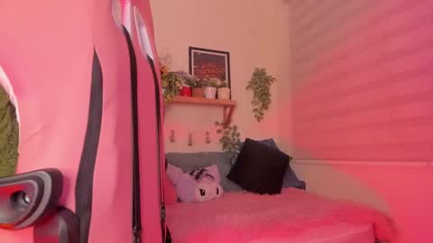 saharayumm online show from 02.25.25