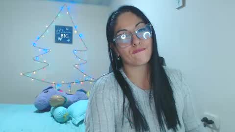 Karina online show from 12.17.24