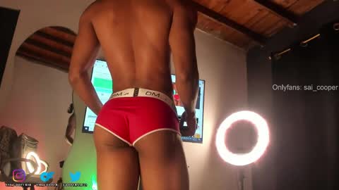 Snapshot of sai_cooper chatting on 01.04.25 sai online show from 01.04.25