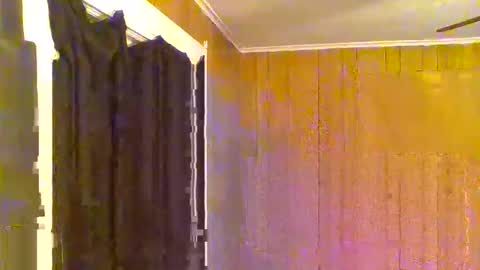 PupTwink online show from 10.06.25