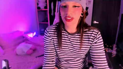 Snapshot of sailorbunnystar chatting on 03.14.26 Rose online show from 03.14.26