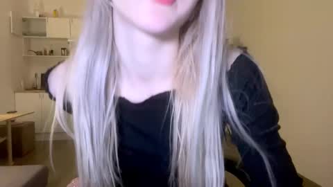 Snapshot of sailormoon666_ chatting on 02.25.25 Sofia online show from 02.25.25