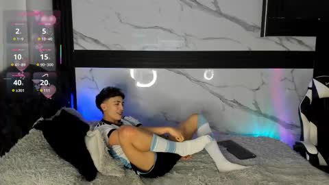 Snapshot of saimonvela chatting on 03.20.26 Juan online show from 03.20.26