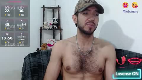 Snapshot of saint_castle chatting on 09.19.25 Saint Castle online show from 09.19.25