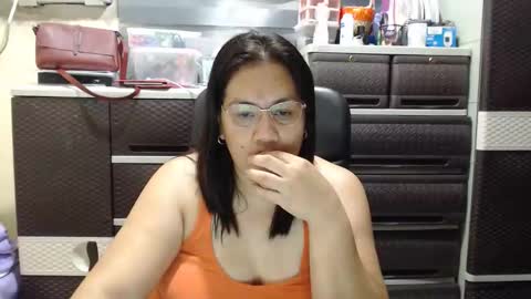 Snapshot of saint_flowerxxx chatting on 05.19.26 saint_flowerxxx online show from 05.19.26