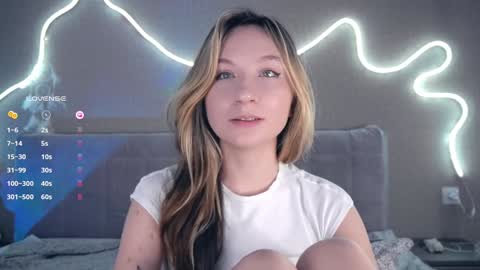 Alyson or just Aly   online show from 02.04.25