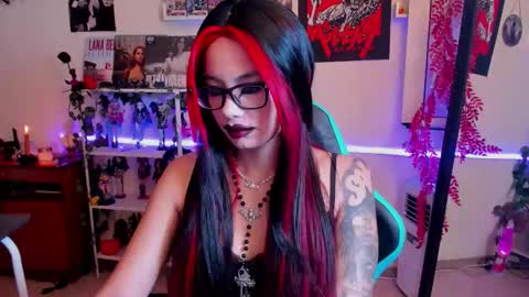    online show from 09.11.25