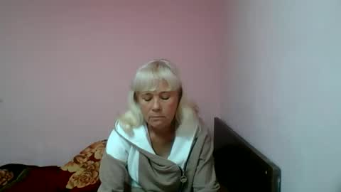 Snapshot of sakura_blonde chatting on 09.24.25 sakura_blonde online show from 09.24.25