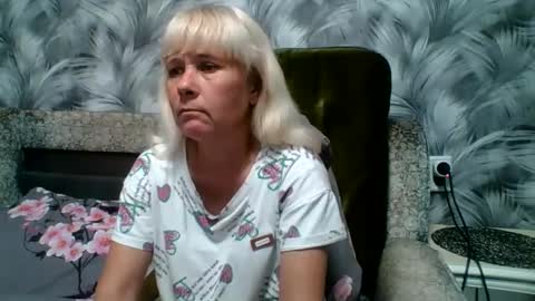 sakura_blonde online show from 10.13.25