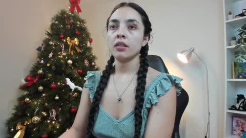 Snapshot of sakura_harper chatting on 12.20.24 Sakura Harper online show from 12.20.24
