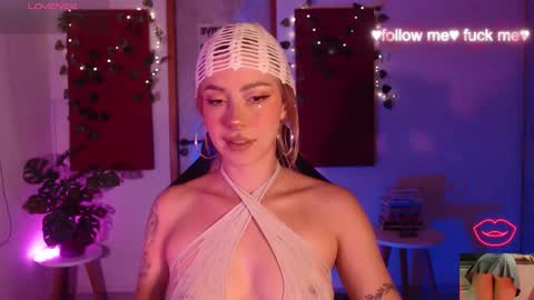 Snapshot of sakuraa_beauty chatting on 01.08.26 Sakura online show from 01.08.26