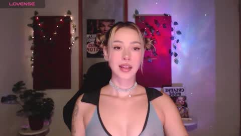 Sakura online show from 04.21.26