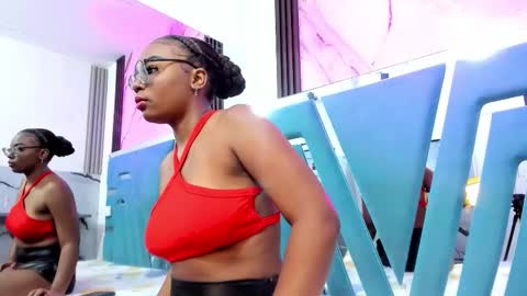 salem_rosee online show from 02.18.26