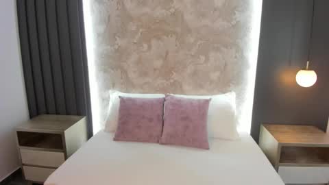 S A L I H A online show from 10.18.25