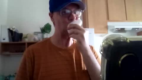 salis1981 online show from 10.24.25