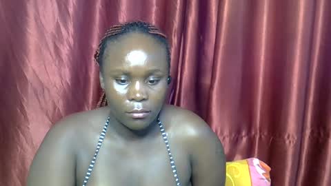 Snapshot of sally_bee1 chatting on 06.25.26 sally_bee1 online show from 06.25.26