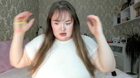 SalmaRoth online show from 10.12.25