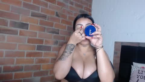   online show from 02.05.25