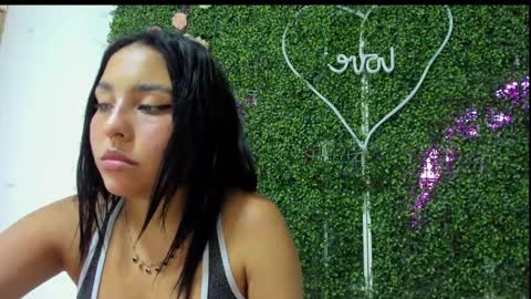 Snapshot of salome_domi chatting on 02.02.25 salome online show from 02.02.25