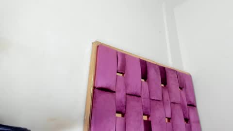 Snapshot of salome_zain chatting on 01.23.25 salome_zain online show from 01.23.25