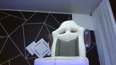 Snapshot of salomeswet chatting on 01.09.25 martina online show from 01.09.25