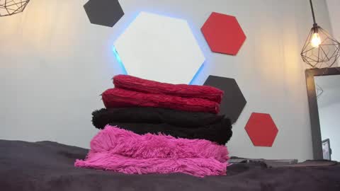 Snapshot of salomeswet chatting on 01.26.25 martina online show from 01.26.25