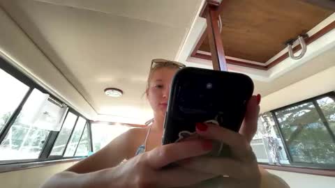 Salty Captain 69  Hat Girl 69 online show from 09.22.25