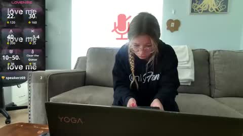 Salty Captain 69  Hat Girl 69 online show from 10.15.25