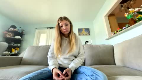 Salty Captain 69  Hat Girl 69 online show from 11.04.25