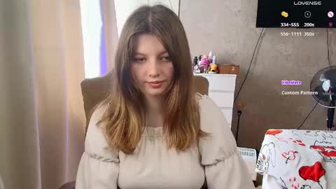 Snapshot of salut_love chatting on 05.31.26 Ruby online show from 05.31.26