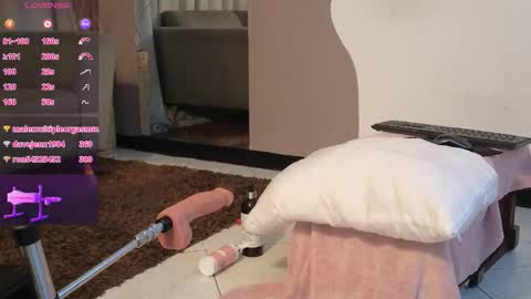 saly_moon1 online show from 03.10.26