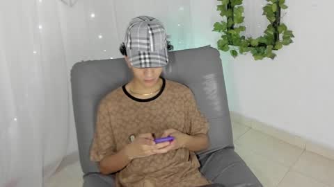 sam__cute online show from 01.26.25