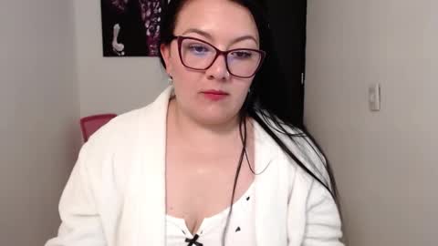 Snapshot of sam__savage chatting on 11.19.25 samanta online show from 11.19.25