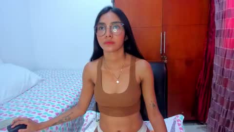 sam_heart11 online show from 09.09.25