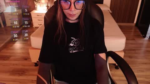 SAM MANSON online show from 12.04.25