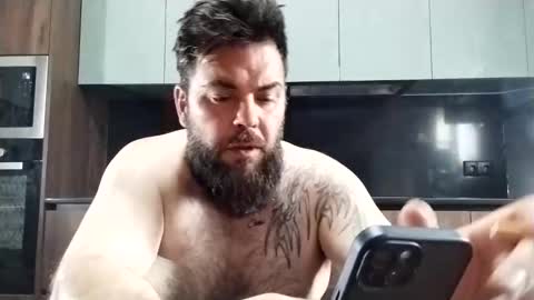 Snapshot of sam_papithebarber chatting on 05.03.26 sam_papithebarber online show from 05.03.26