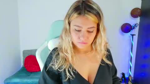 Snapshot of sam_sexual_enjoyment chatting on 06.17.26 sam_sexual_enjoyment online show from 06.17.26