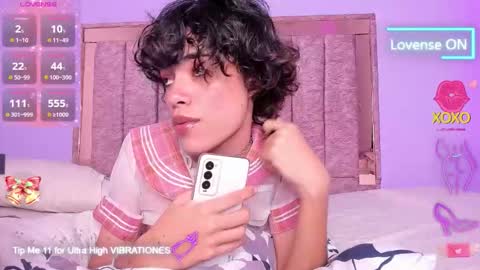 Snapshot of sam_sexy0106 chatting on 01.15.26 sam_sexy0106 online show from 01.15.26