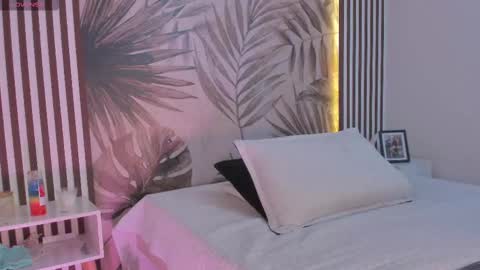 Snapshot of samaantha_white_ chatting on 10.07.25 Samaantha online show from 10.07.25