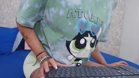 Samanta online show from 02.27.25