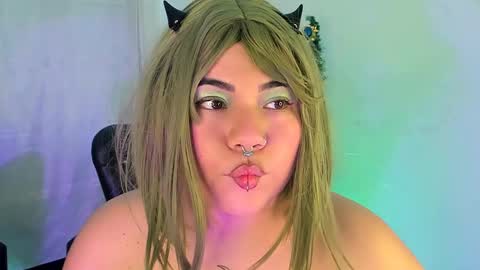 Snapshot of samanta_cutee1 chatting on 01.12.25 SAMANTA online show from 01.12.25