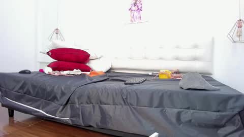 Sofia  online show from 12.19.24